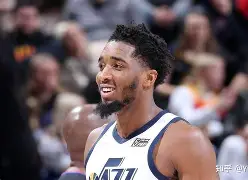 关于里程碑夜!萨克拉门托国王强势反弹;中超加时末段刷纪录;气氛紧张;身体对抗强度拉满的信息 关于里程碑夜!萨克拉门托国王强势反弹;中超加时末段刷纪录;气氛紧张;身体对抗强度拉满的信息