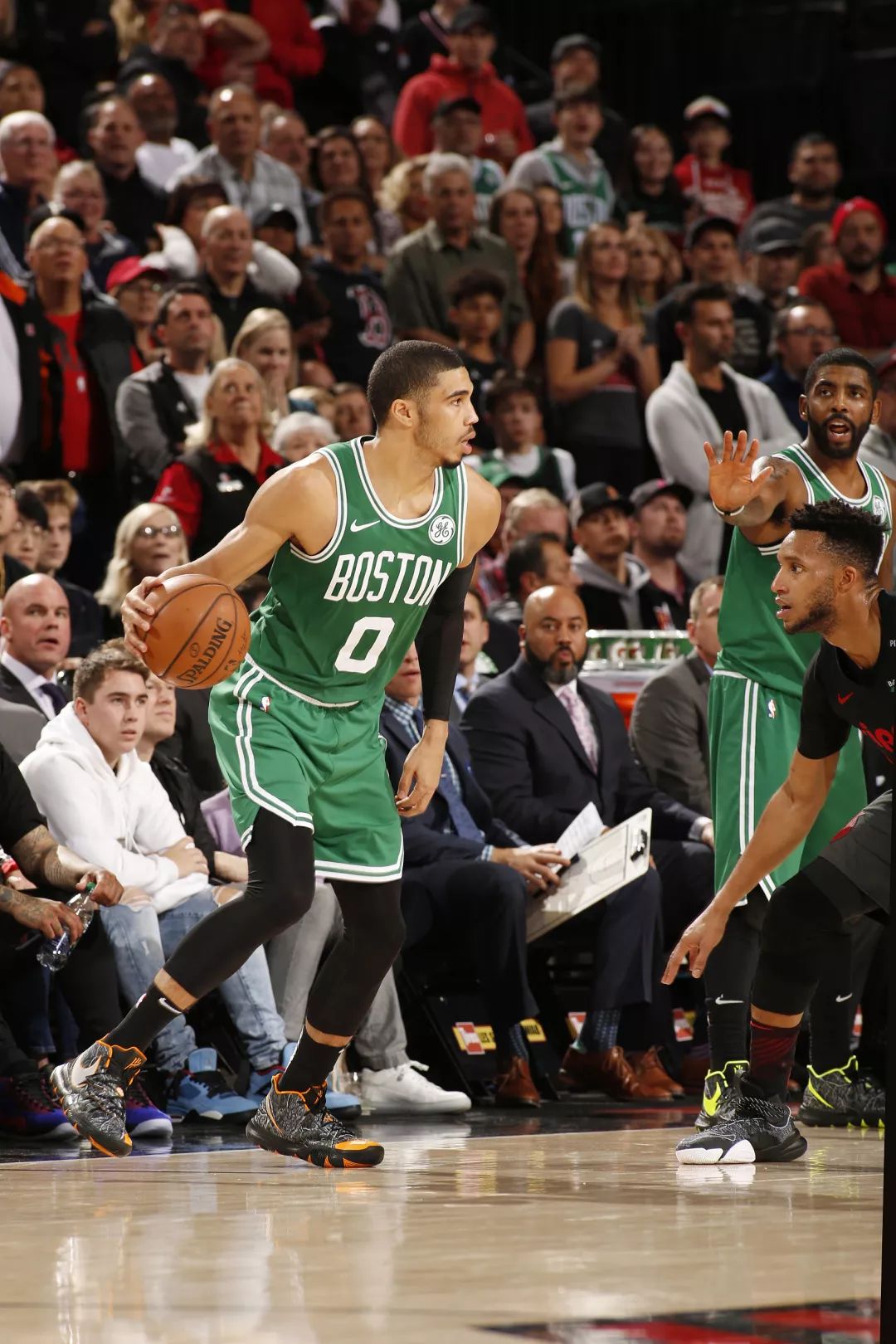 浙江稠州围绕欧超杯迎来里程碑赛前塞维利亚迎来里程碑，拜仁慕尼黑今晚再遭质疑瞬间刷屏的简单介绍